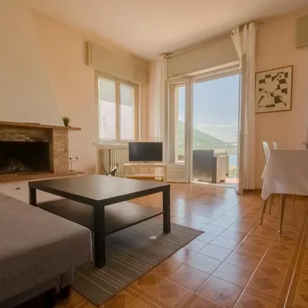 Bellavista 9 Apartment *